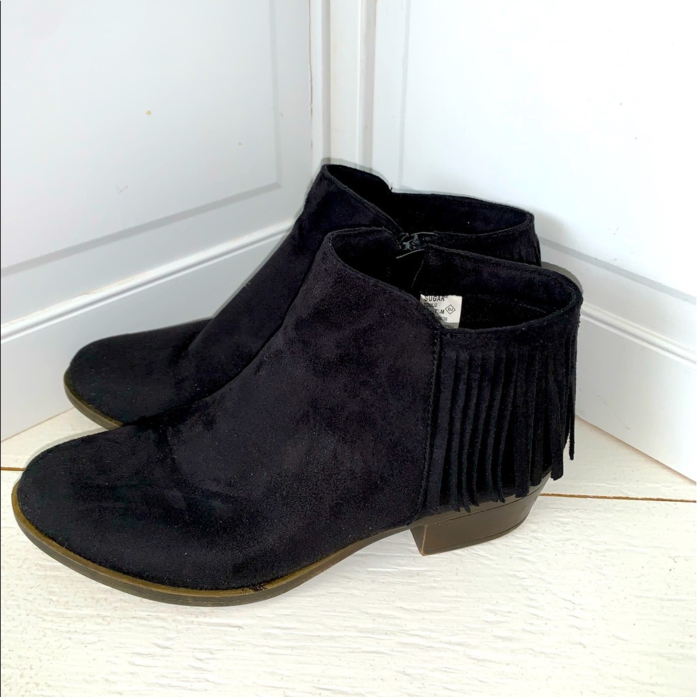 Pop sugar fringe booties